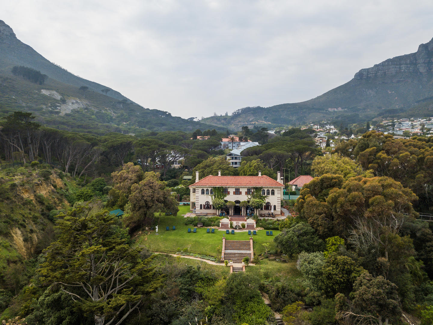 Camps Bay Retreat Overview