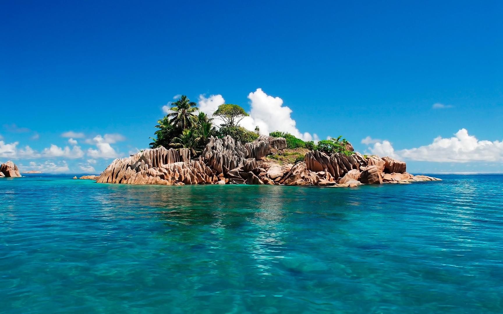 Heldag på öarna Praslin och La Digue