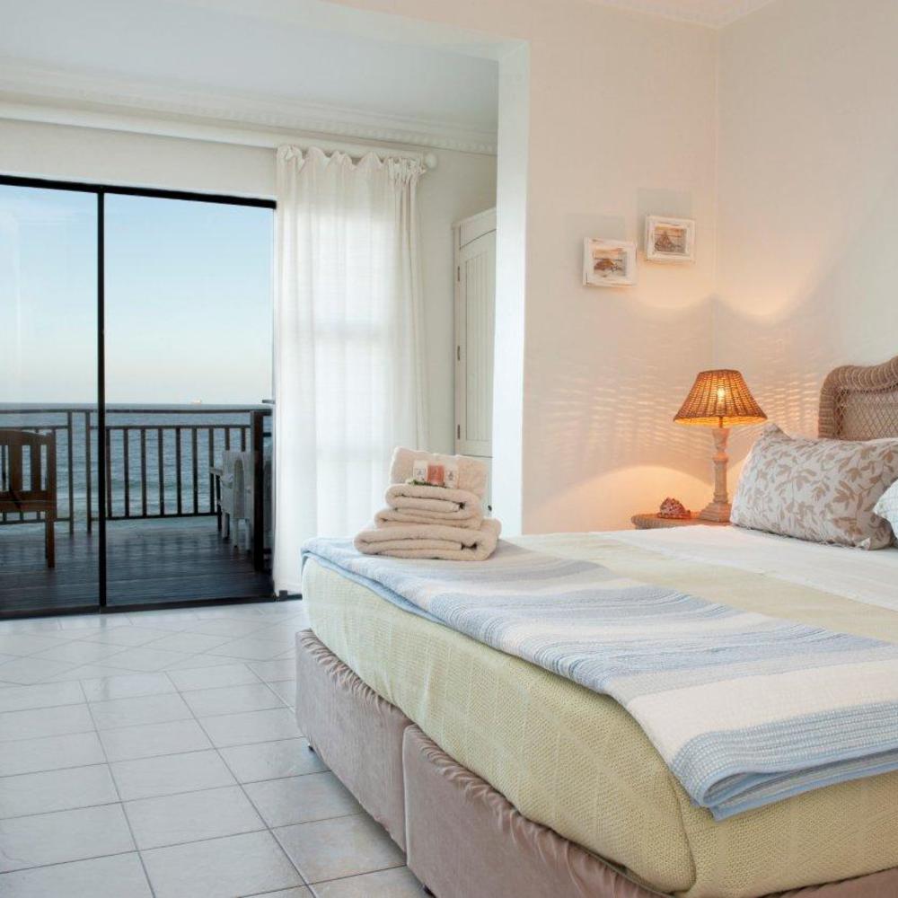 Fairlight Beach House-item-2