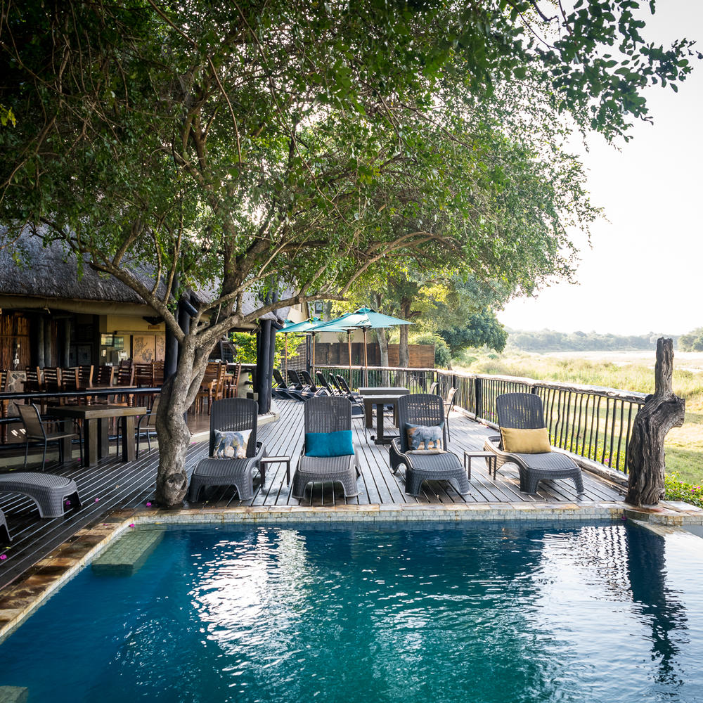Umkumbe Safari Lodge-item-0