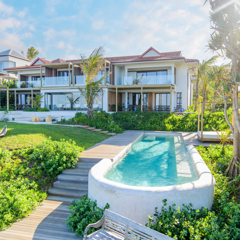 Sala Beach House-item-0