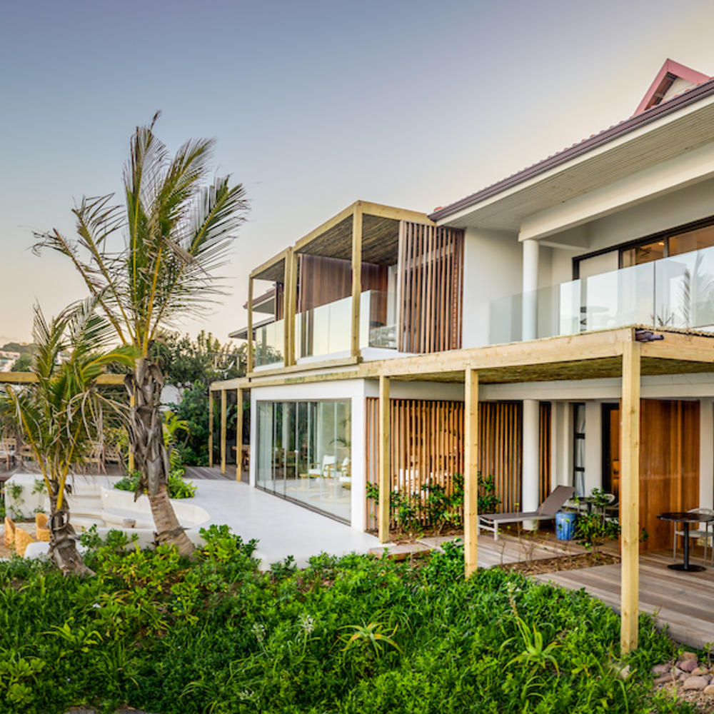Sala Beach House-item-1