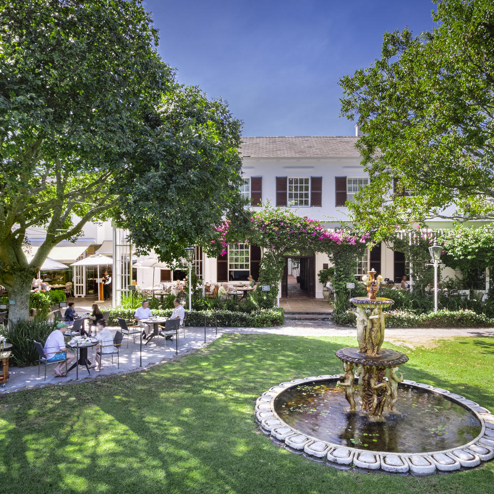 Vineyard Hotel-item-1