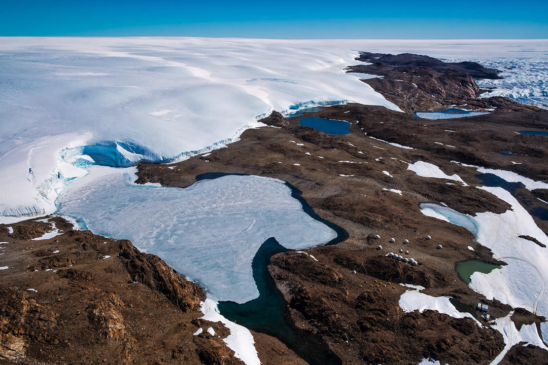 Antarctic Circleimage - 0