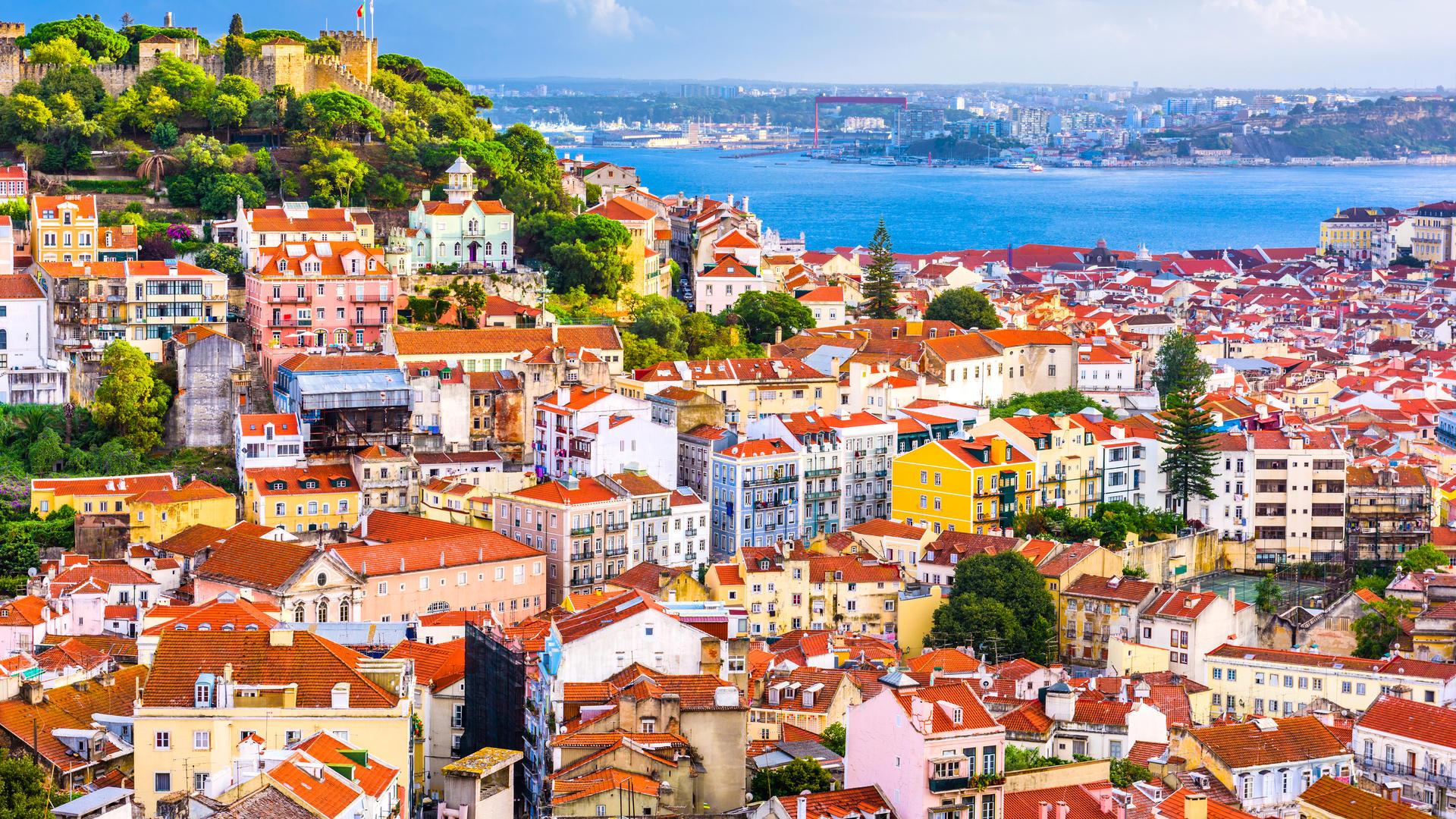 Lisbon & The Secrets of The Duro River Cruise