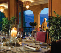 Kanoun Restaurant