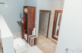 Interior Bathroom En-suite