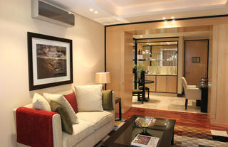 No5 Boutique Art Hotel by Mantis