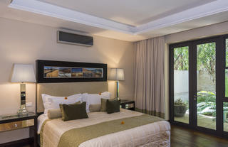 No5 Boutique Art Hotel by Mantis