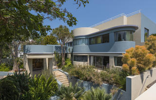 No5 Boutique Art Hotel by Mantis