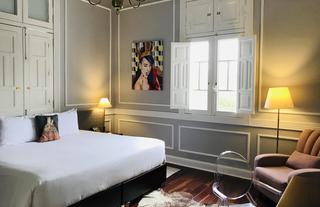 REPUBLICA JUNIOR SUITE