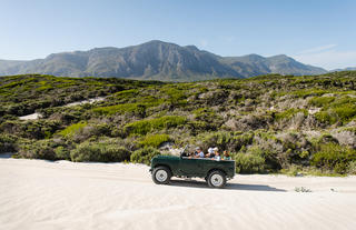 4X4 drive to Walker Bay Beach