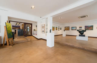 Drostdy Hotel | Art Gallery
