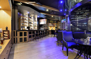 MAXIM Lounge