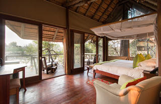 Rhino Post Safari Lodge - Suite