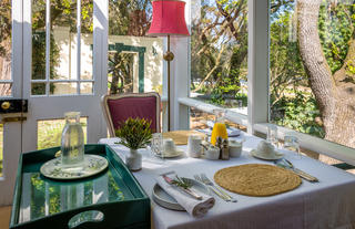 Breakfast at the Farmhouse