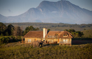 Kwena Lodge Villa
