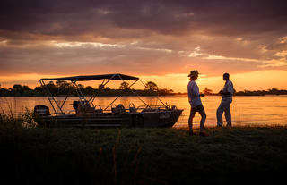Sussi & Chuma Lodge - Sundowner cruise