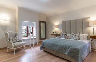 Standard Twin Deluxe Room