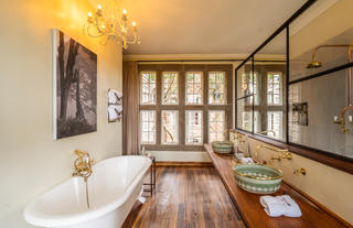 Finch Hatton Suite bathroom