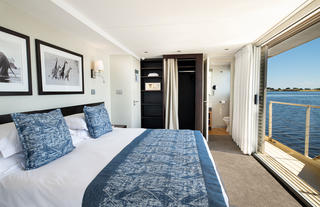 Accommodation - Standard Suite