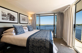 Accommodation - Standard Suite