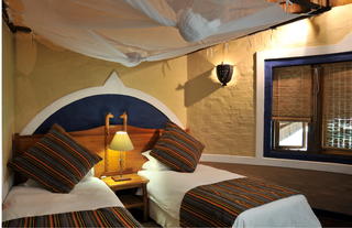 Twin Room Downstairs