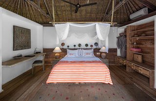 https://slowgiliair.com/wp-content/uploads/2013/12/room-1.jpg