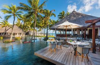 8 Dining Outlets