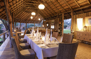Kayila - Dining Area