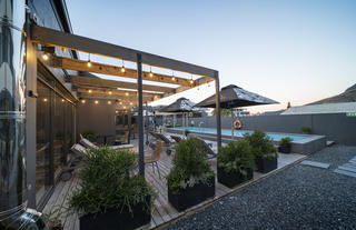 Kloof Street Hotel - Pool Deck & Mountain Views - Cape Town