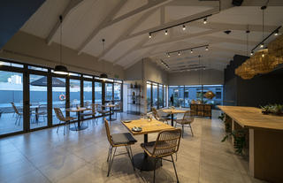 Kloof Street Hotel - The Sanctuary Restaurant Upstairs - Cape Town