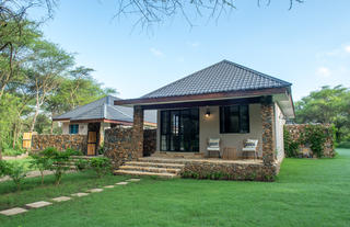 Private Standard Suite
