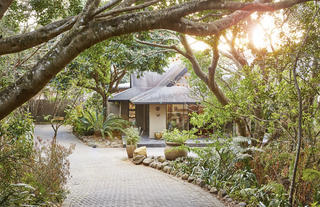 Prana Lodge