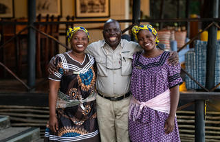 Ichingo Chobe River Lodge Kennedy welcome
