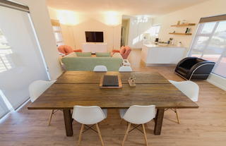 The Palms Luxury Apartment
