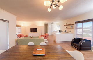 The Palms Luxury Apartment