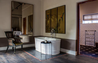 Garden Room tub