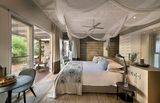 Morukuru Farm House - bedroom