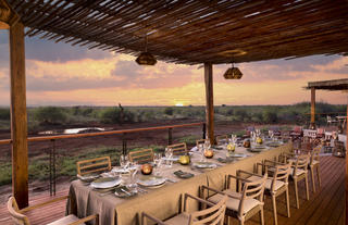 Morukuru Farm House - viewing deck