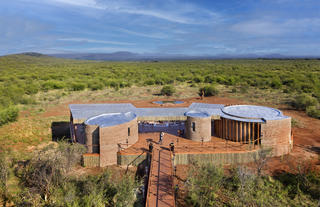 Morukuru Farm House - aerial view of viewing deck