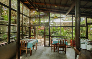 Garden breakfast area