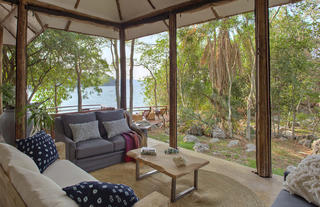 Rubondo Island Camp - Lounge area
