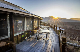 Wraparound Deck