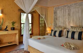 Treetop Chalet
