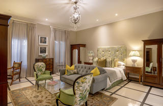 Grand Chateau - King