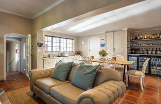 Reception Lounge and reading table at the Lodge