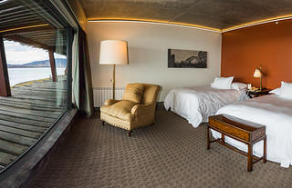 The Singular twin room