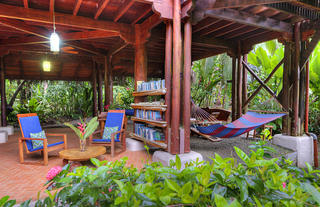 Lounge area