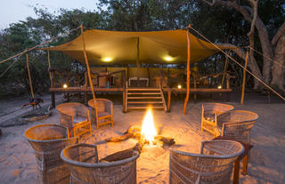 Boma with fireplace at Fig Tree Bush Camp
